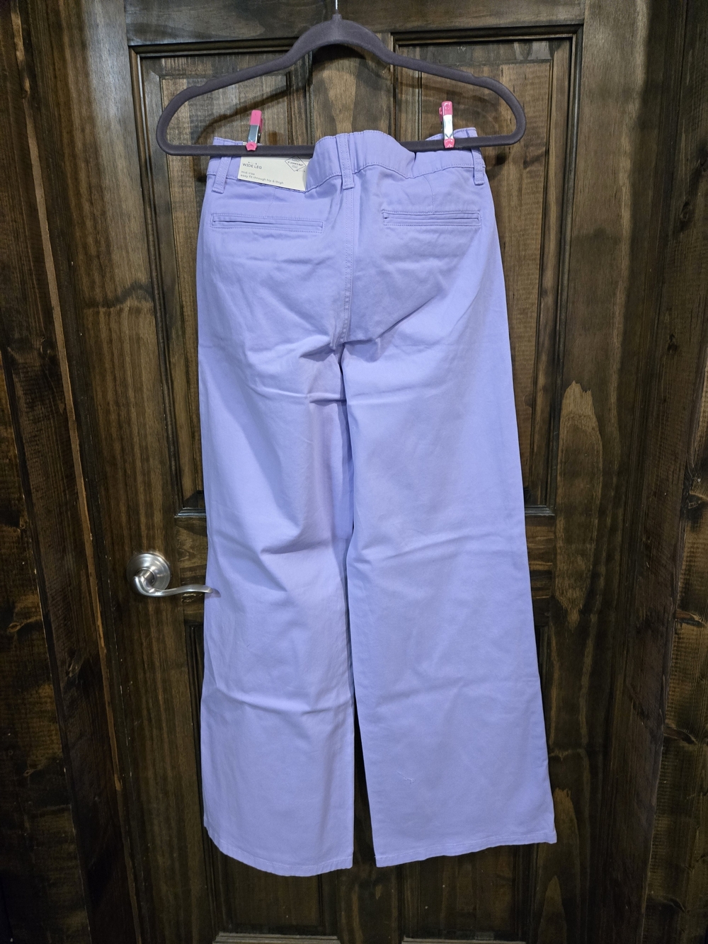 Relaxed Wide-Leg Women’s Pants in Lilac - Picture 2 of 3